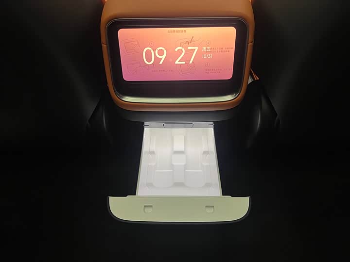 Фото 16 - Xiaomi YU7