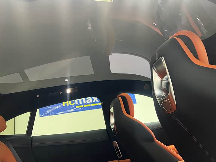 Фото 17 - Xiaomi YU7