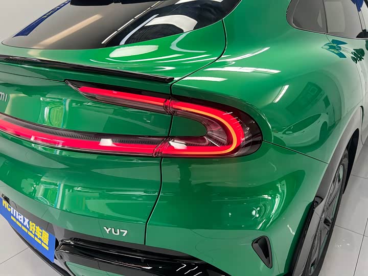 Фото 19 - Xiaomi YU7