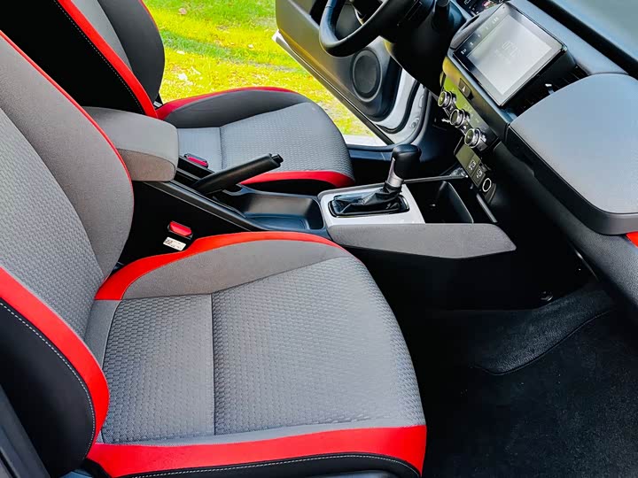 Фото 14 - Honda Life