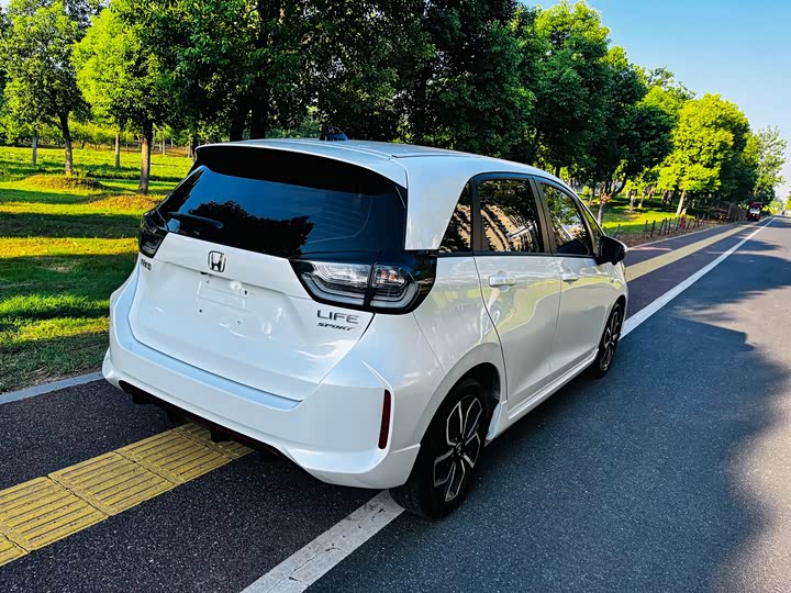 Фото 8 - Honda Life