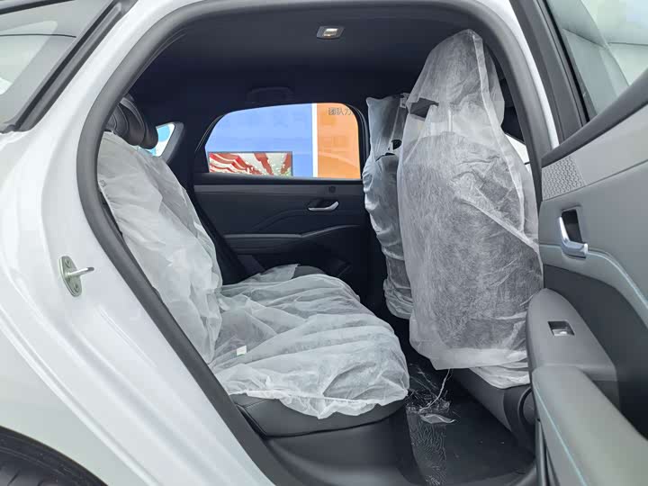 Фото 13 - BYD Qin Plus