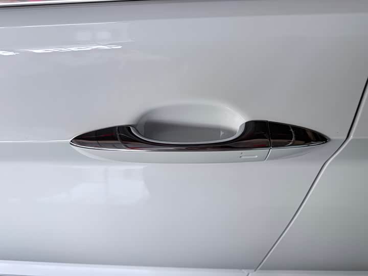 Фото 7 - Volkswagen Sagitar L