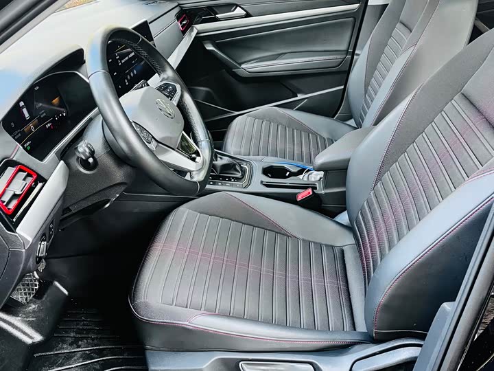 Фото 13 - Volkswagen Lavida