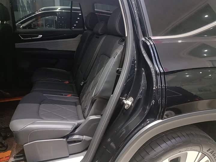 Фото 17 - Volkswagen Teramont Pro