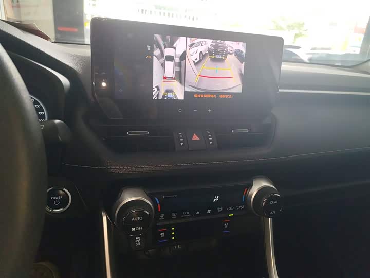 Фото 12 - Toyota Wildlander