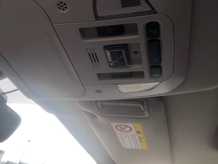 Фото 16 - Toyota Highlander