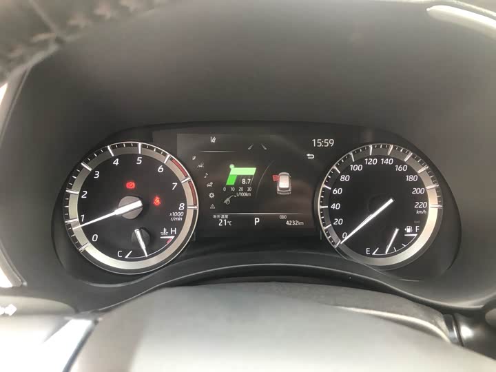 Фото 18 - Toyota Highlander