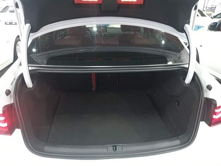 Фото 19 - Audi A3