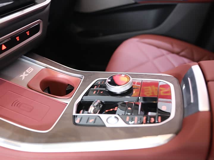 Фото 10 - BMW X5