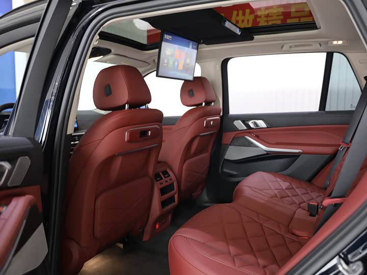 Фото 26 - BMW X5