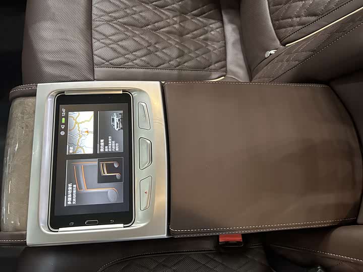 Фото 7 - BMW 7 Series