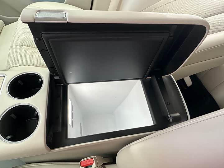 Фото 13 - Luxeed R7