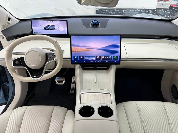 Фото 14 - Luxeed R7