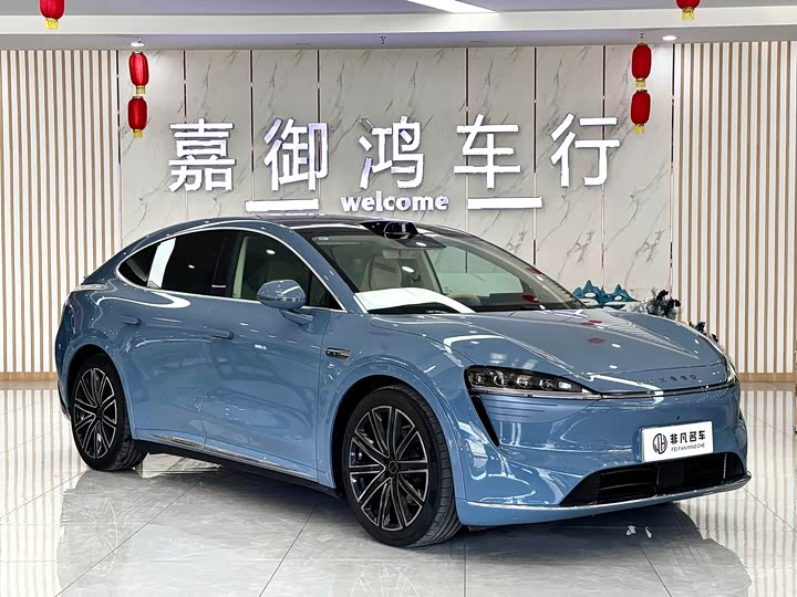 Фото 2 - Luxeed R7