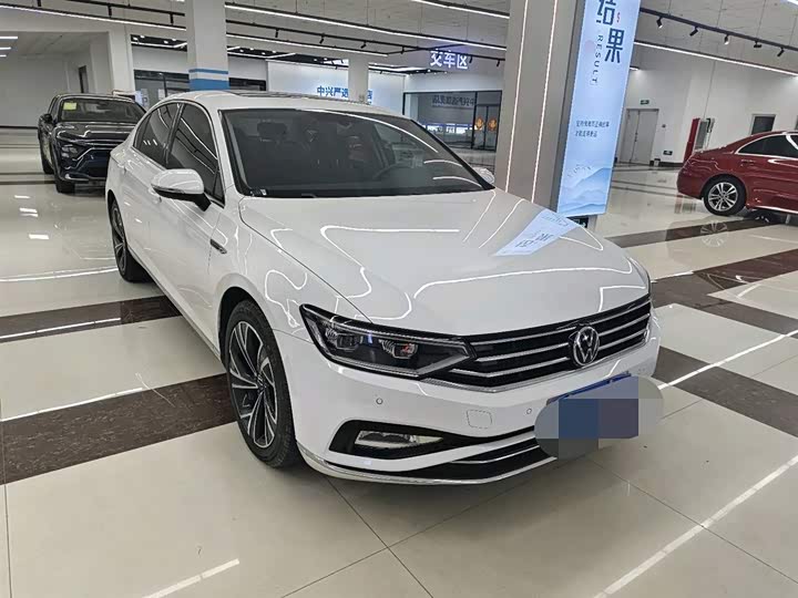 Фото 4 - Volkswagen Magotan