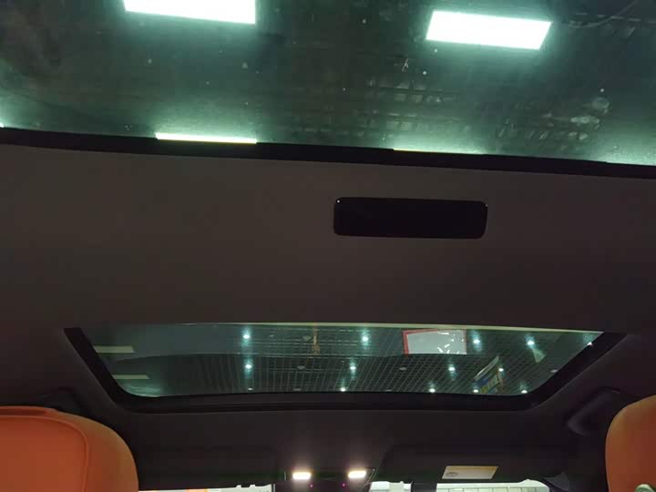 Фото 18 - LiXiang L7