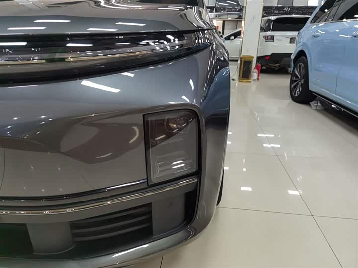 Фото 24 - LiXiang L7