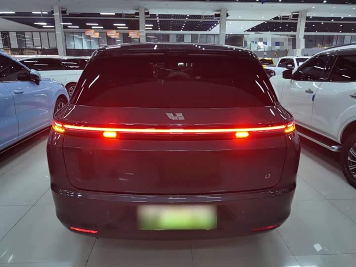 Фото 6 - LiXiang L7