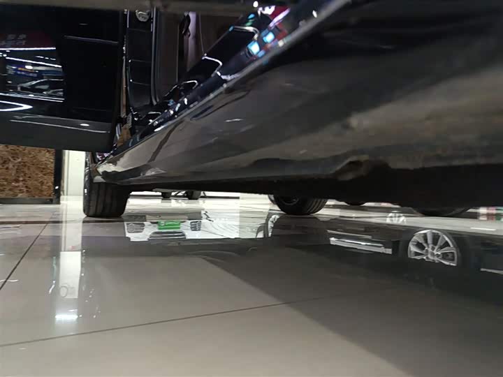 Фото 21 - Volkswagen Phideon