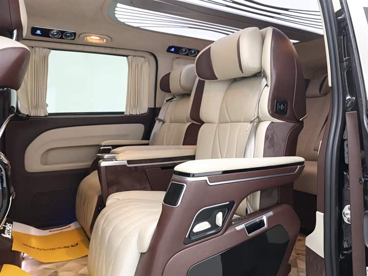 Фото 11 - Mercedes-Benz Vito