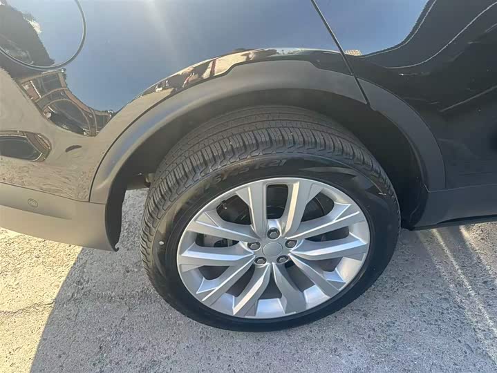 Фото 2 - Land Rover Discovery