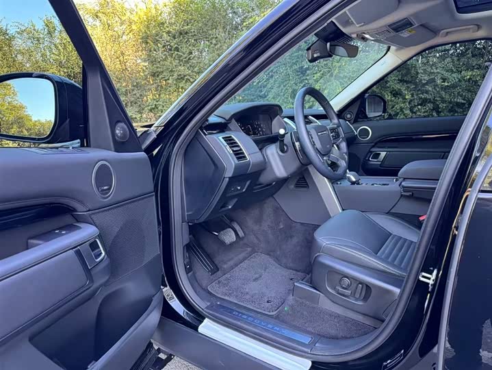 Фото 8 - Land Rover Discovery