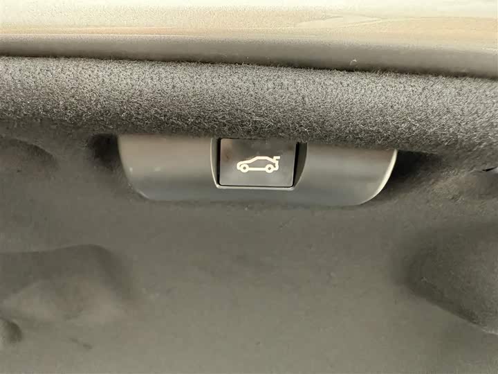 Фото 20 - Lexus ES