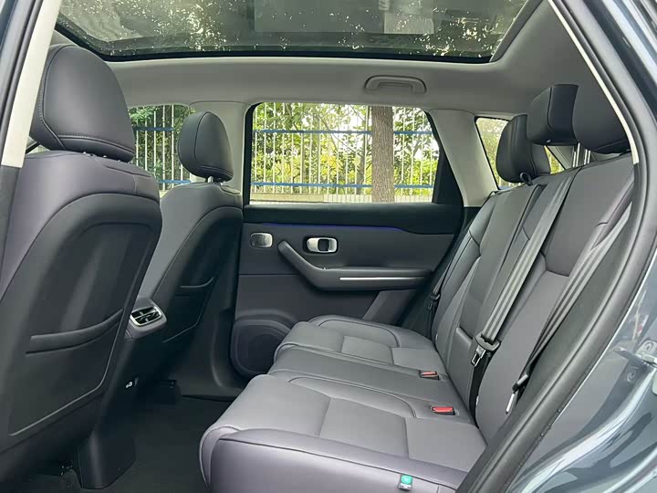 Фото 7 - Leapmotor C10