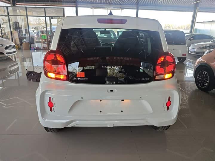 Фото 6 - Roewe Clever