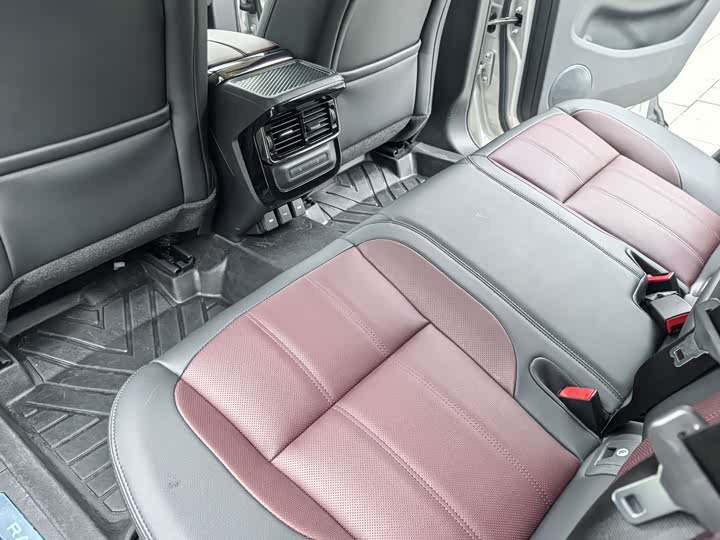 Фото 17 - Land Rover Range Rover Evoque L