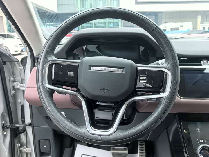 Фото 20 - Land Rover Range Rover Evoque L