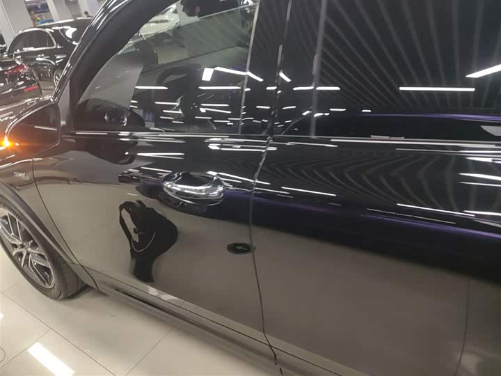 Фото 5 - Mercedes-Benz GLB-Class AMG