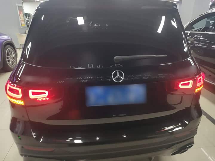Фото 6 - Mercedes-Benz GLB-Class AMG