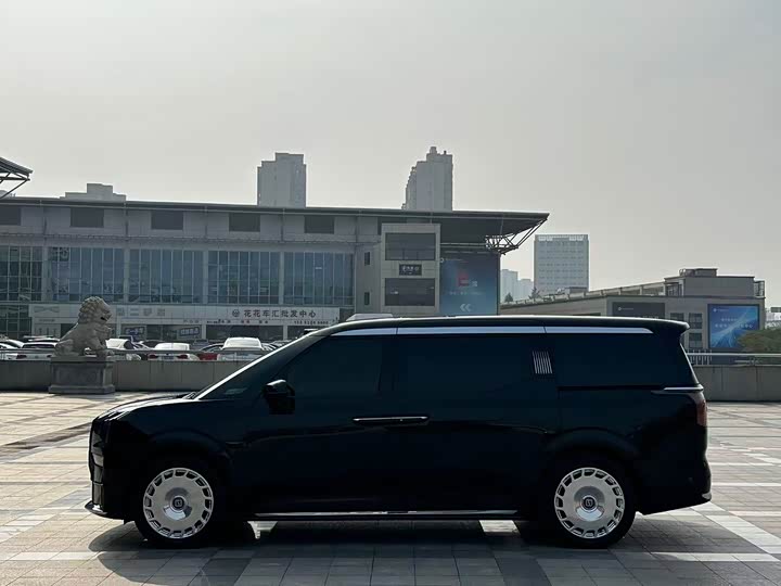 Фото 5 - Zeekr 009