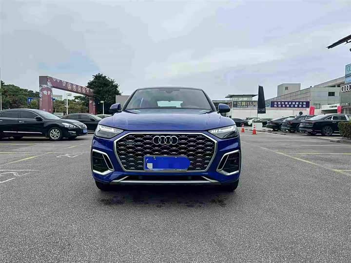 Фото 2 - Audi Q5L Sportback