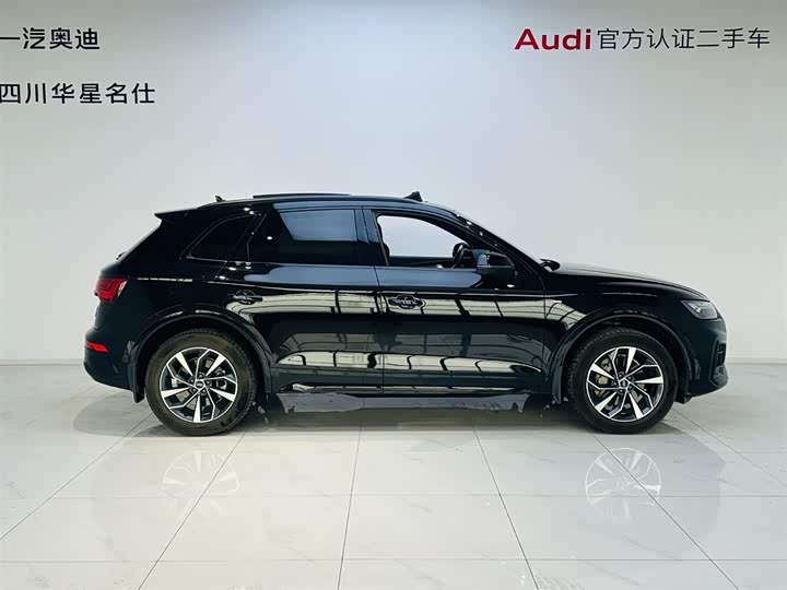 Фото 4 - Audi Q5L