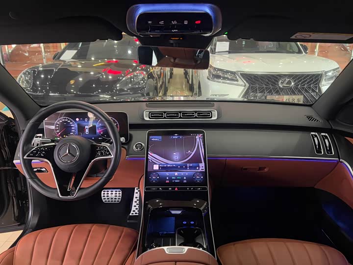 Фото 11 - Mercedes-Benz S-Class