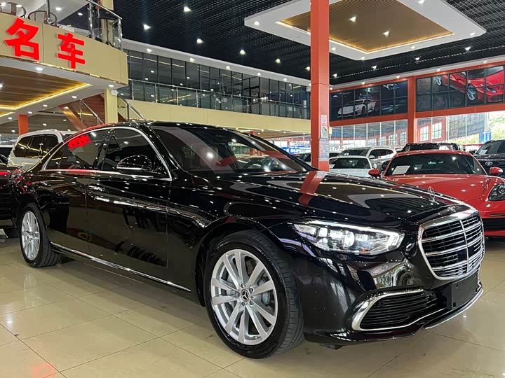 Фото 3 - Mercedes-Benz S-Class