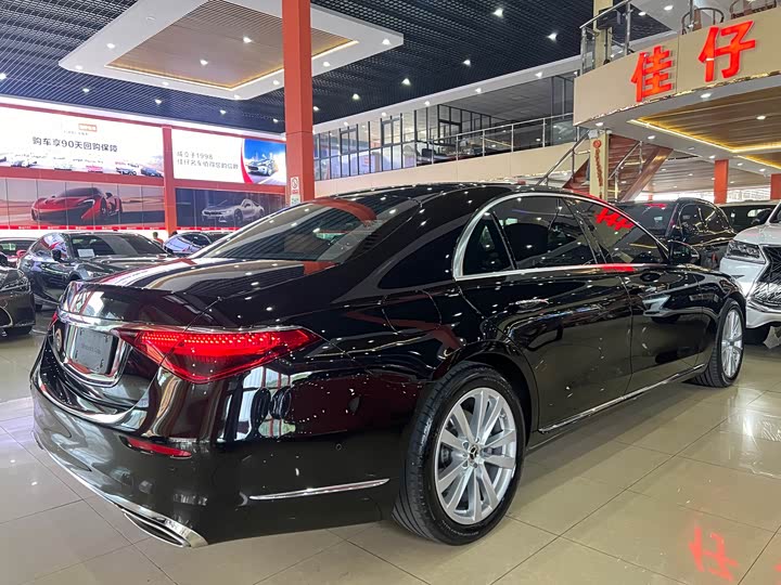 Фото 5 - Mercedes-Benz S-Class