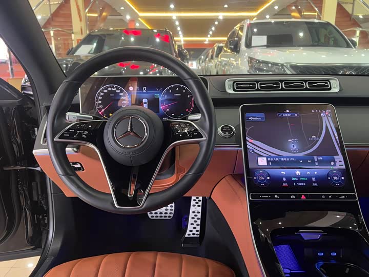 Фото 9 - Mercedes-Benz S-Class