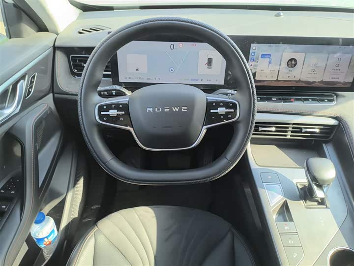 Фото 11 - Roewe D5X DMH