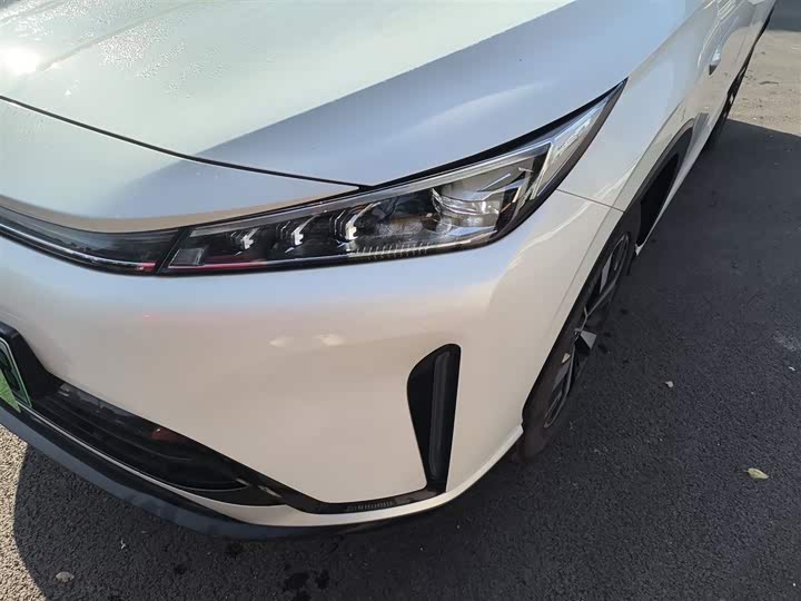 Фото 24 - Roewe D5X DMH