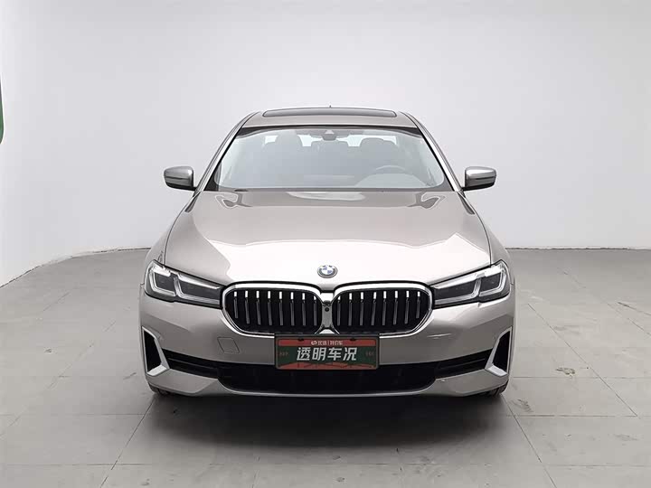 Фото 3 - BMW 5 Series