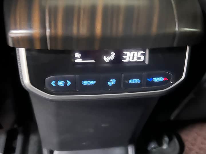 Фото 11 - Toyota Crown Kluger