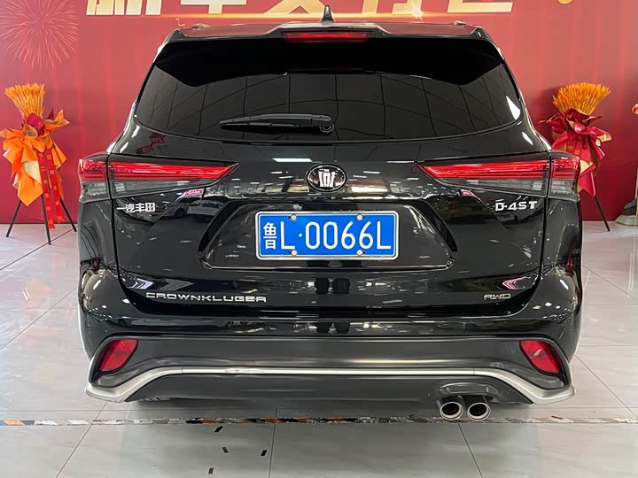 Фото 4 - Toyota Crown Kluger