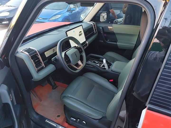 Фото 15 - Chery iCar 03