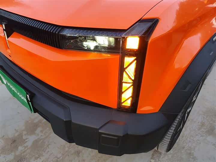 Фото 24 - Chery iCar 03