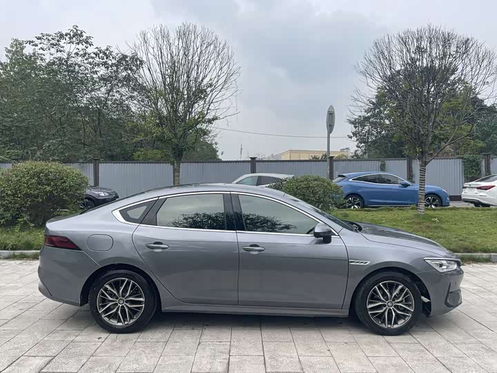 Фото 7 - BYD Qin Plus