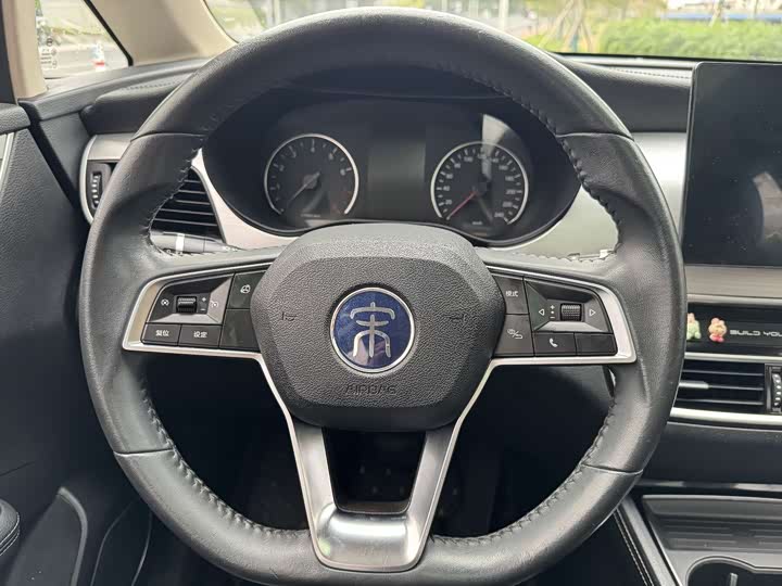 Фото 11 - BYD Song Max